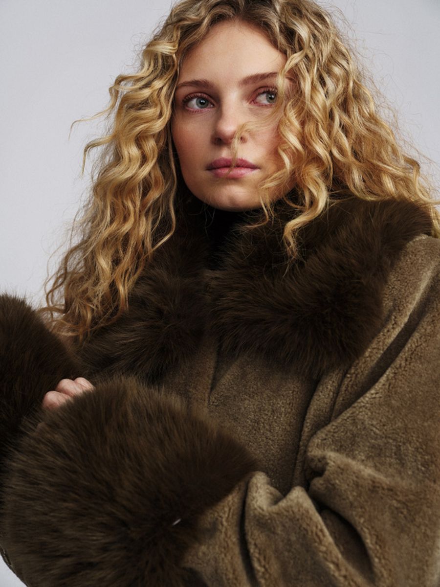 Ella and il Miu Fake Fur Cuffs Brown